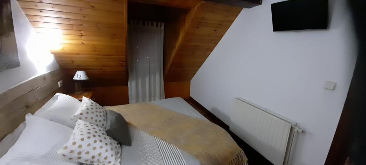 Co D'Eric Apartment Vielha Bagian luar foto